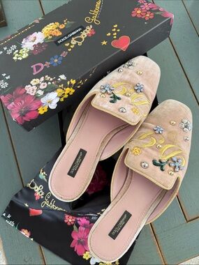 Dolce & Gabbana Blush Pink Embroidered Velvet Slide Mules with Jewel Accents